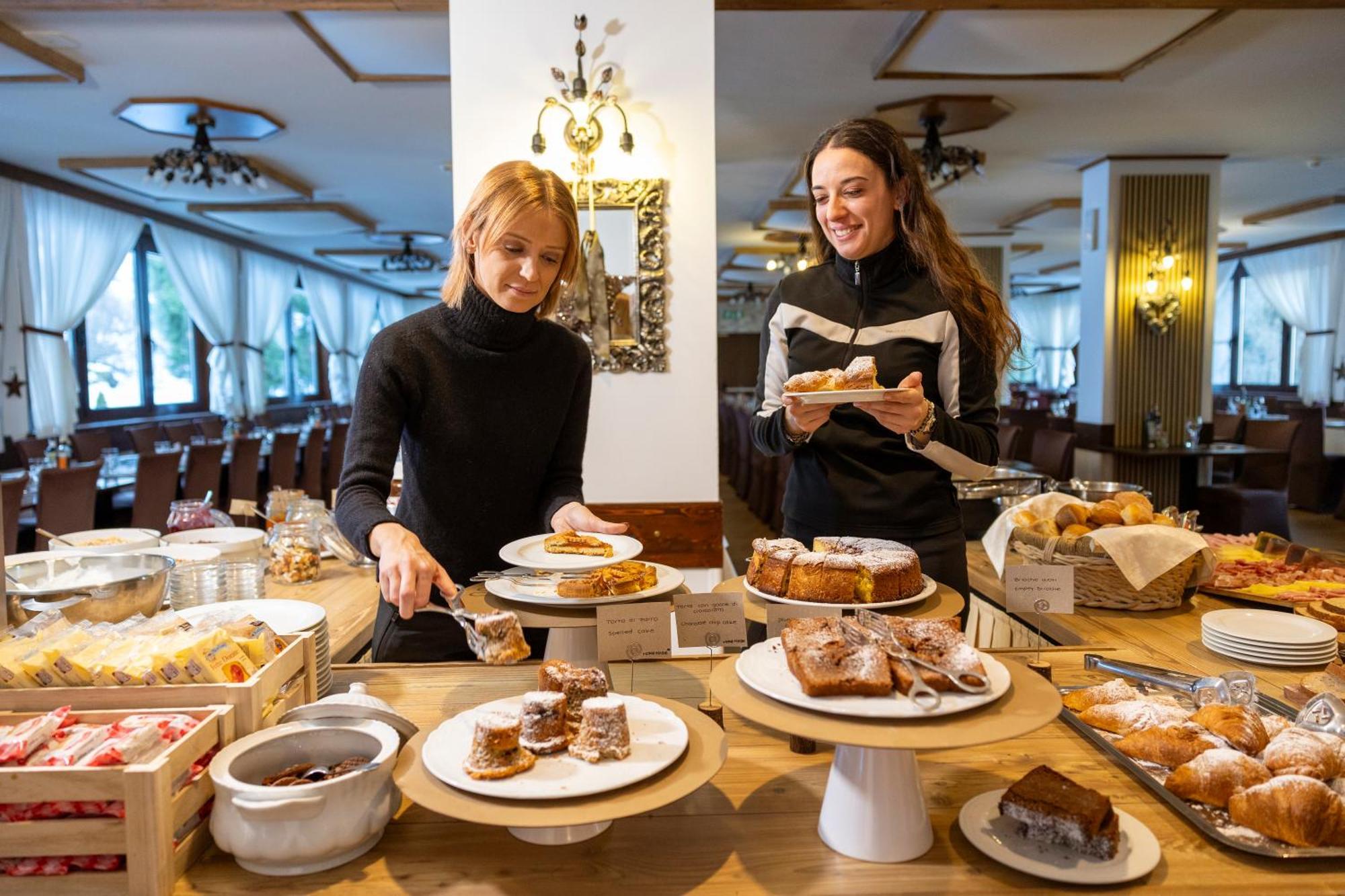 Hotel Derby Folgarida Dış mekan fotoğraf